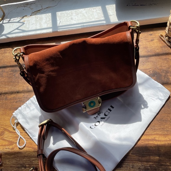 Soft Tabby Shoulder Bag - Shiny Smooth Leather with velvety suede - Picture 7 of 10